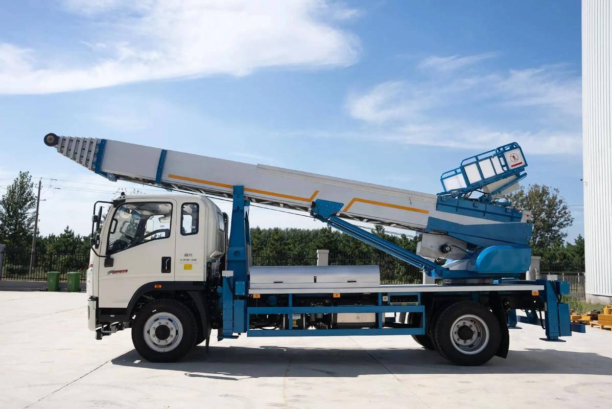 南开乡云梯上料车租赁费用