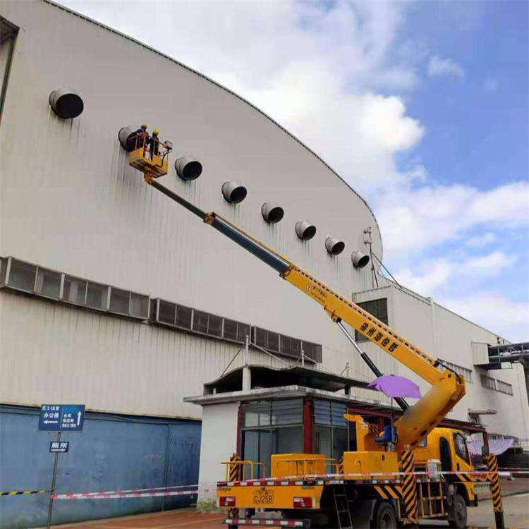 南开乡高空作业车出租服务：专业广告牌安装解决方案