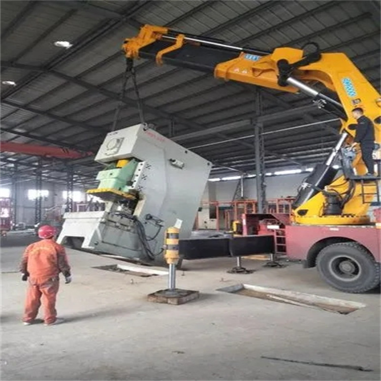 南开乡80吨折臂吊车出租附近电话